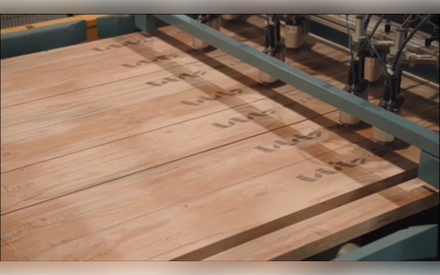 Holzbeschriftung mittels REA JET UP